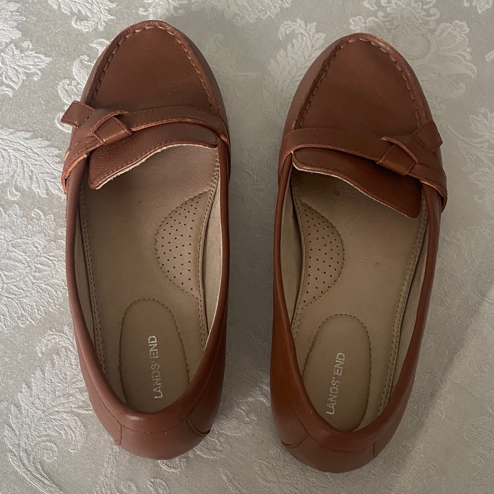 Lands' End Women's Tan Flats